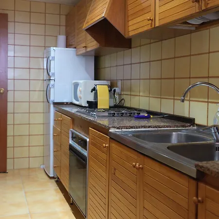 Apartment Ventana Al Mar En Playa De Gandia, Solo Familias *
