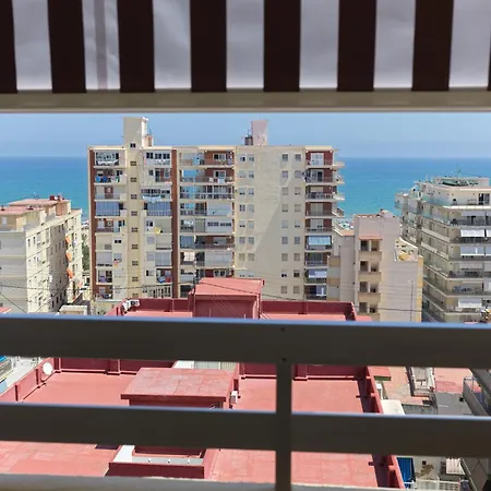 Ventana Al Mar En Playa De Gandia, Solo Familias Apartment *